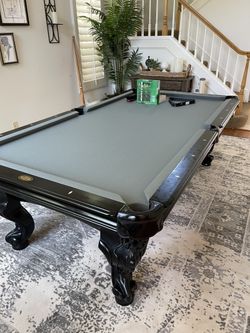8ft Pool Table Like New
