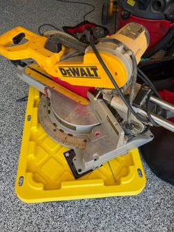 Dewalt Sliding Compound Miter Saw