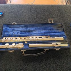 Gemeinhardt M2  Silver Plated Flute