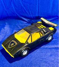 Lamborghini Countach Toy Car Model