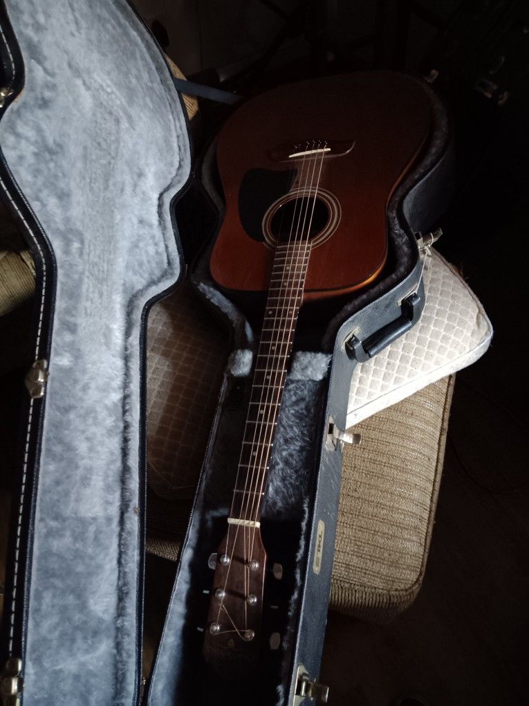 Oscar Schmidt Guitar And Case