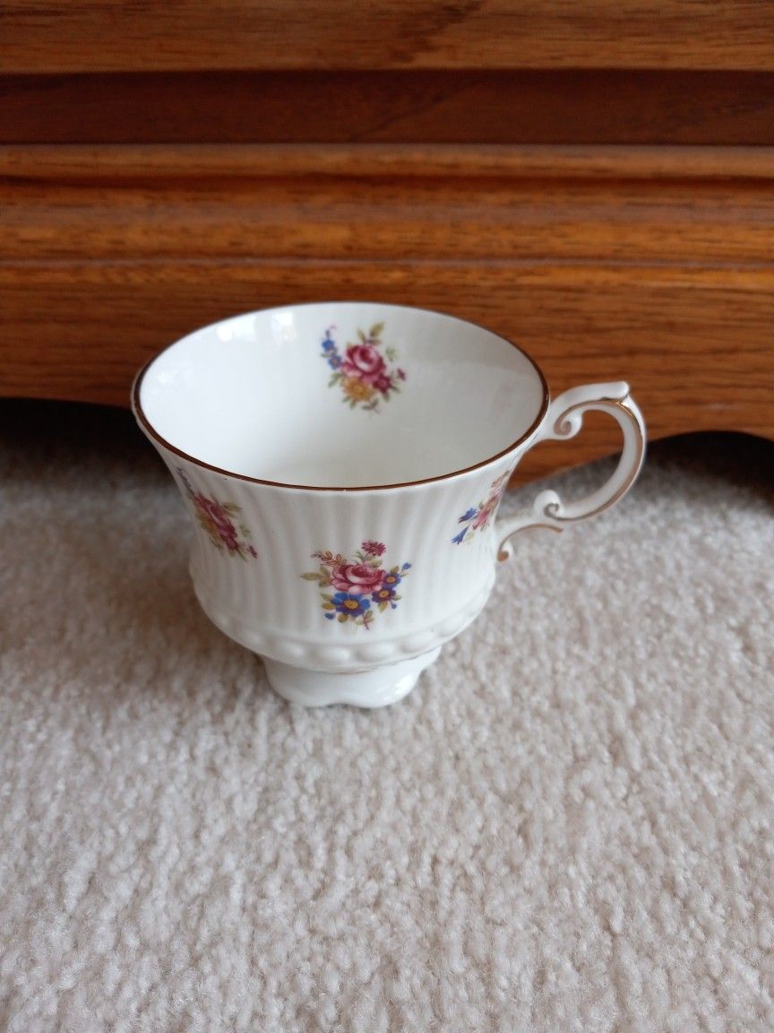 Elizabethan Fine Bone China Cup