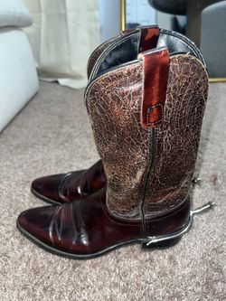 Vintage LAREDO Traditional Western Embroidered Black Cherry Leather Cowboy Boots