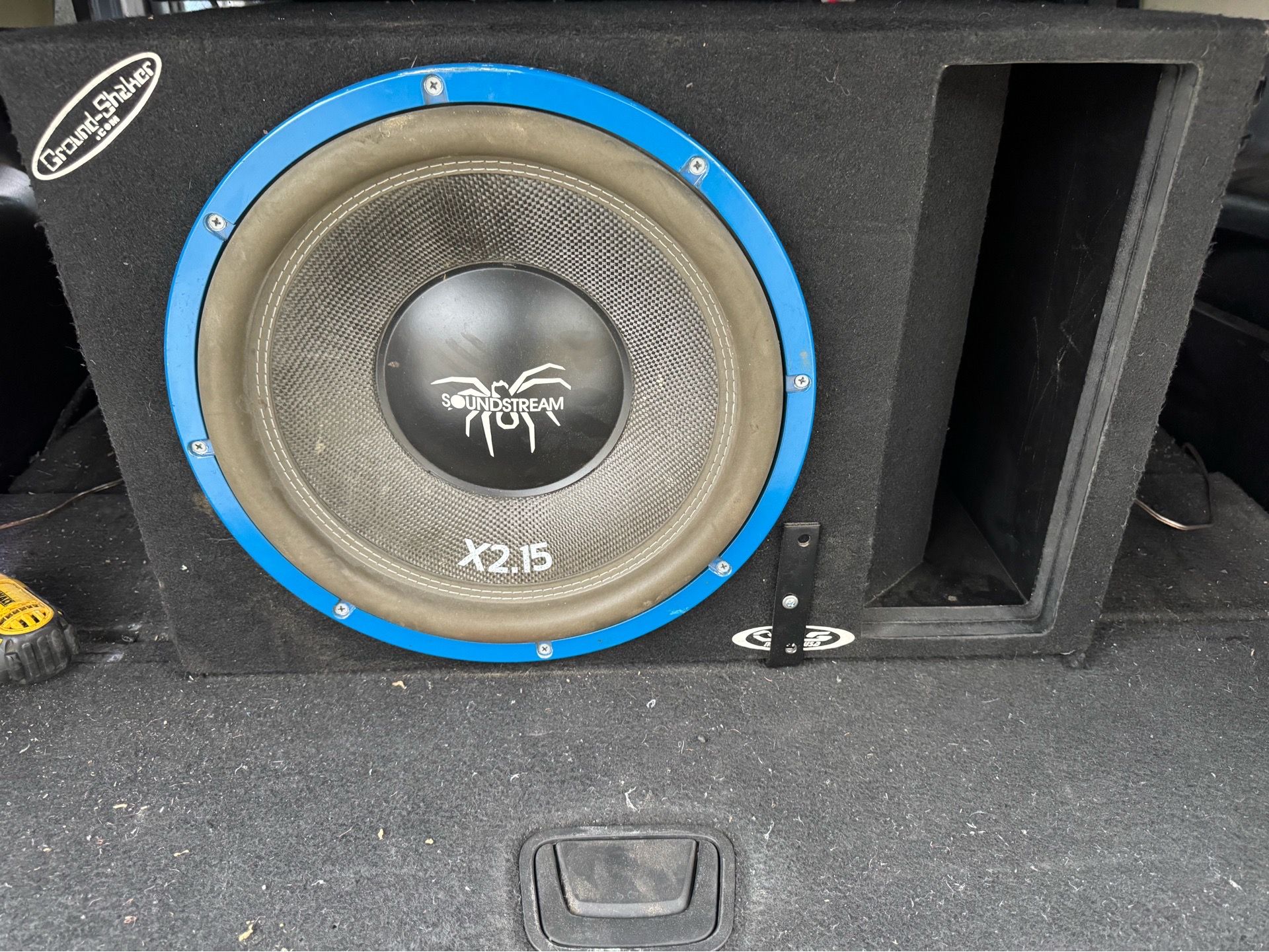 Soundstream x2.15 and taramps smart 3k