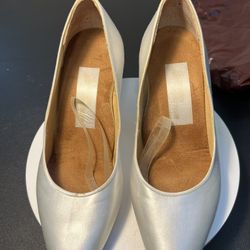 Aida Standard 040 White Satin Flare Heel 2.5” 22 