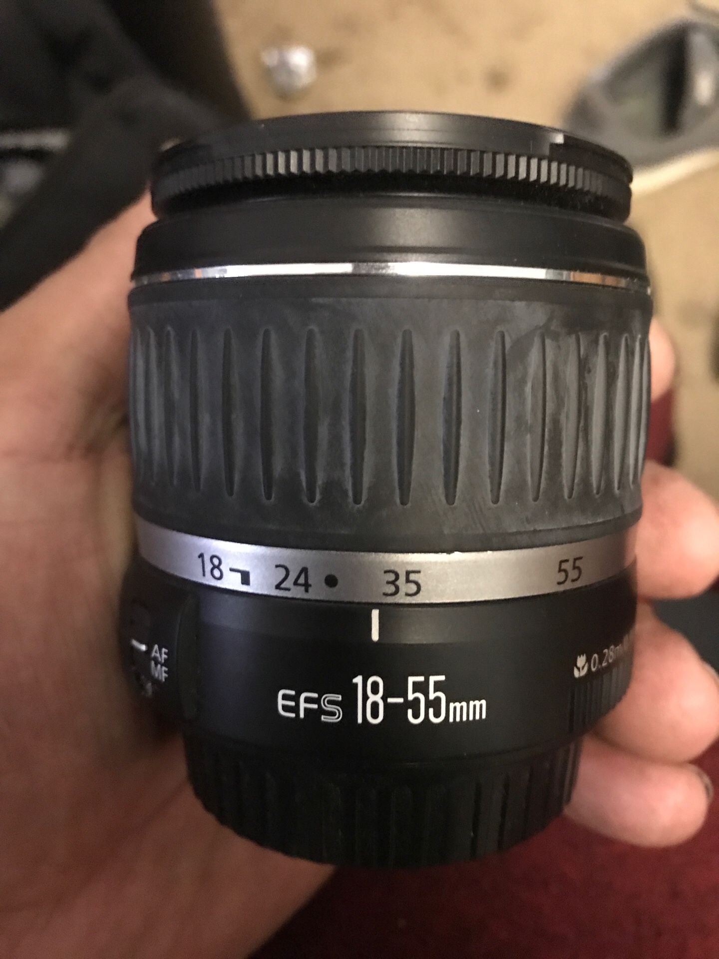 Canon efs 18-55mm camera lens