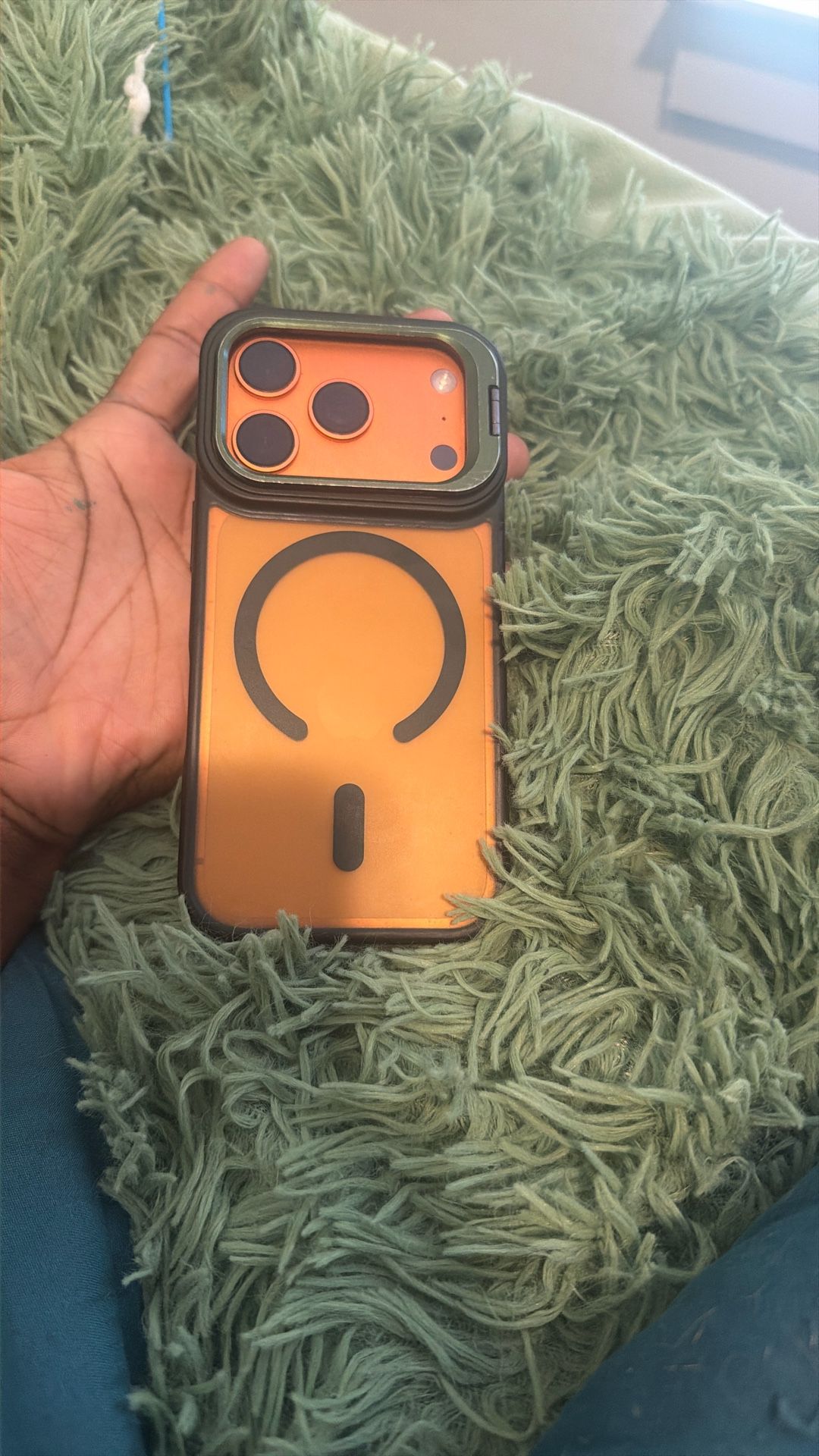 iPhone 17 phone case good condition