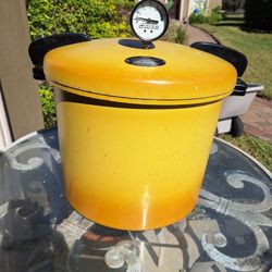 Vintage Presto 21qt Pressure Cooker -  Harvest Gold Yellow 409 Canner