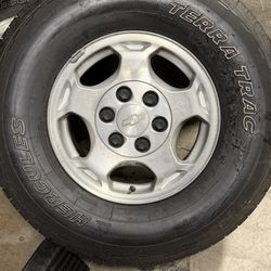 16in Wheels With Tires  Silverado/Sierra /Yukon/Tahoe  6lugs