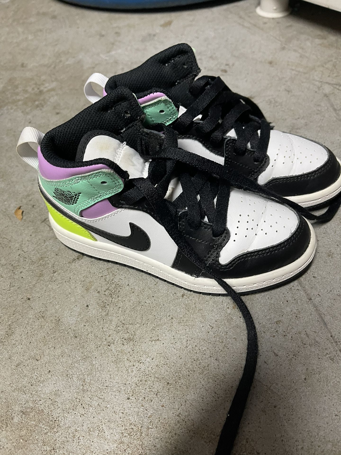 Nike Air Jordans 1