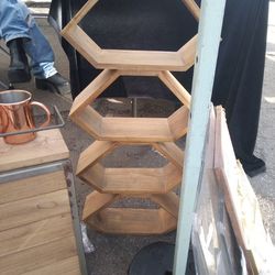 Level Up Geometric Shelves