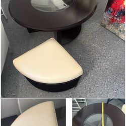 Circular Wood Cofee Table & Stools 