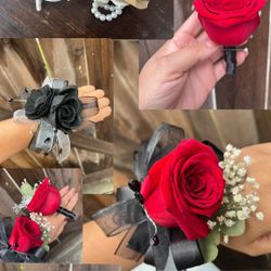 Corsage And Bouttonniere Set
