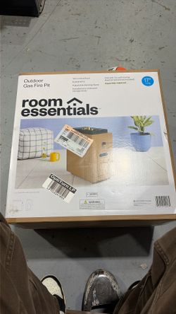 Outdoor gas fire pit