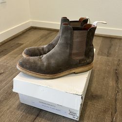 Common Projects Chelsea Boot Suede 
