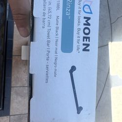 Moen Rinza Y1118bl Matte Black 18” Towel Bar