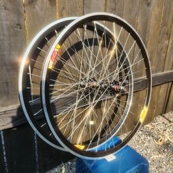 Velocity 700 Fixed/freewheel Wheelset 100 OBO