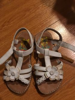 9c sandals