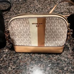 Purse $25