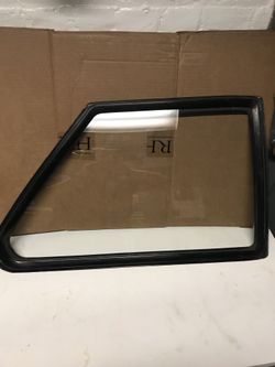 1980 Toyota Corolla Windows