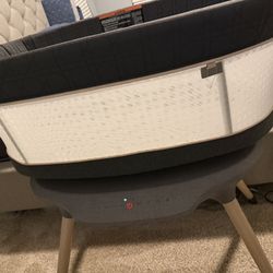 Maxi Cosi Starling Smart Bassinet