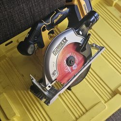 Dewalt circular saw
