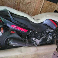 AS IS for parts or repair 1993 Honda CBR1000