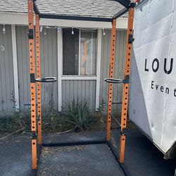 Squat Rack-exercise Machine- gym Equipment-good Condition $150 No less-equipo Para Ejercicio en buena Condiciones
