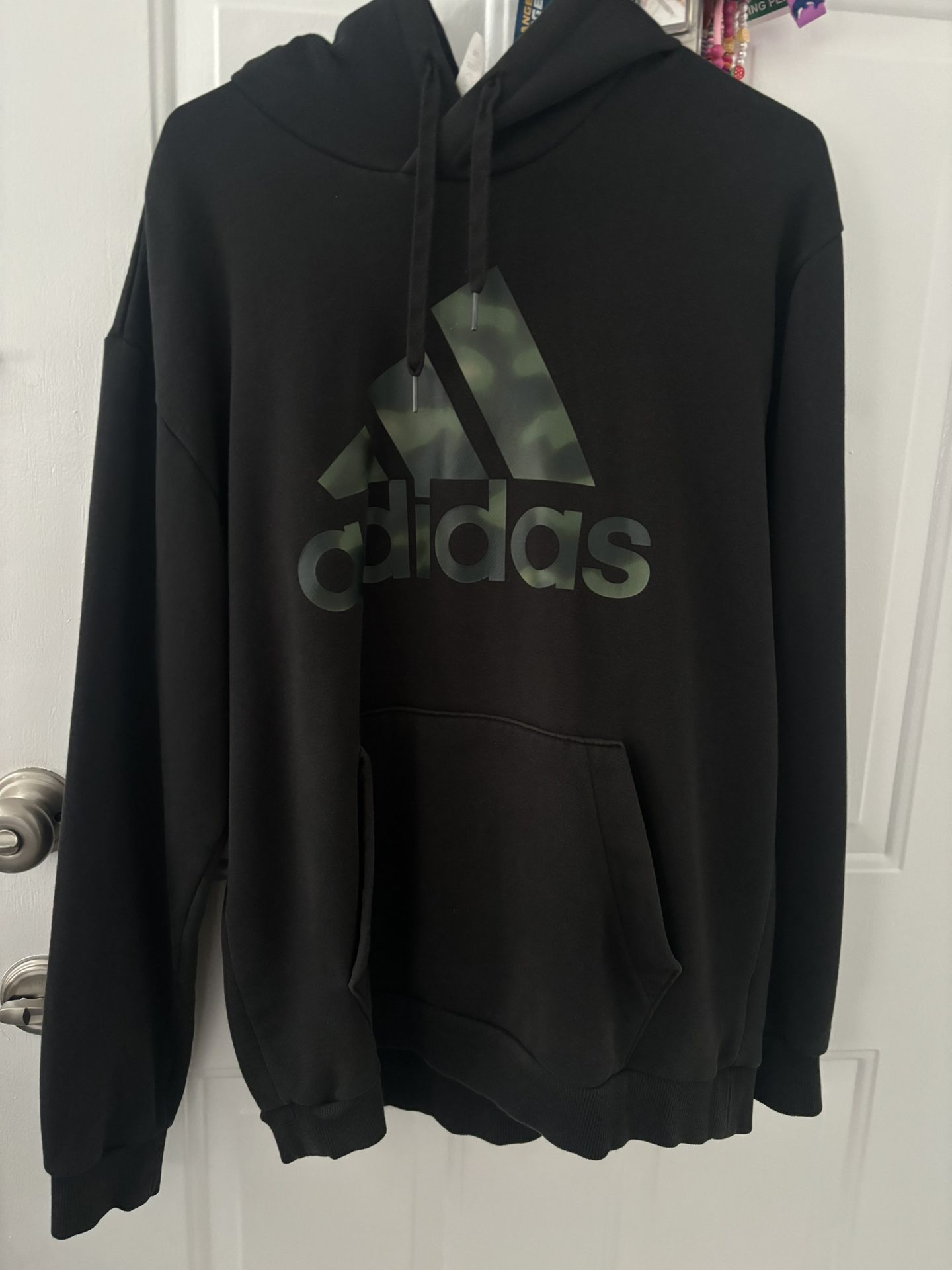 Adidas Sweater