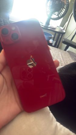 Apple iPhone 13 128GB – Activation Locked (For Parts/Repair)