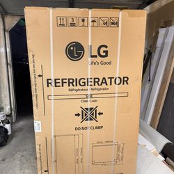 LG 28 cu.ft. Smart wi-fi Enabled Door-in-Door® Refrigerator