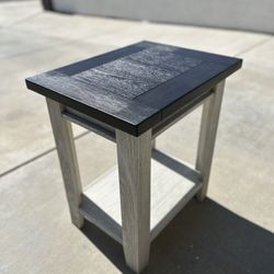 Chair side end table furniture 