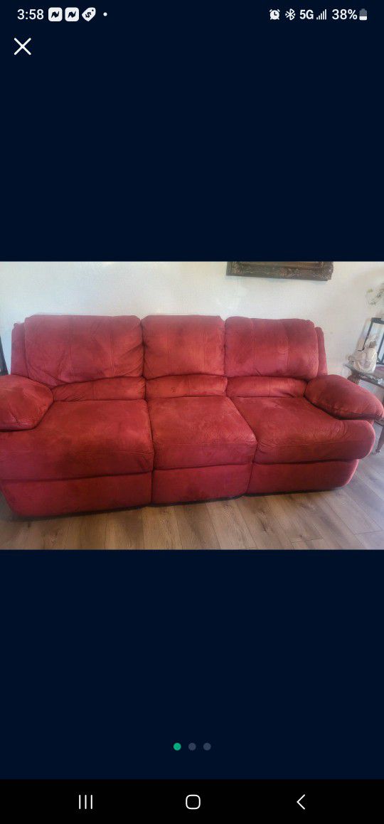 2 Piece Counch Recliners