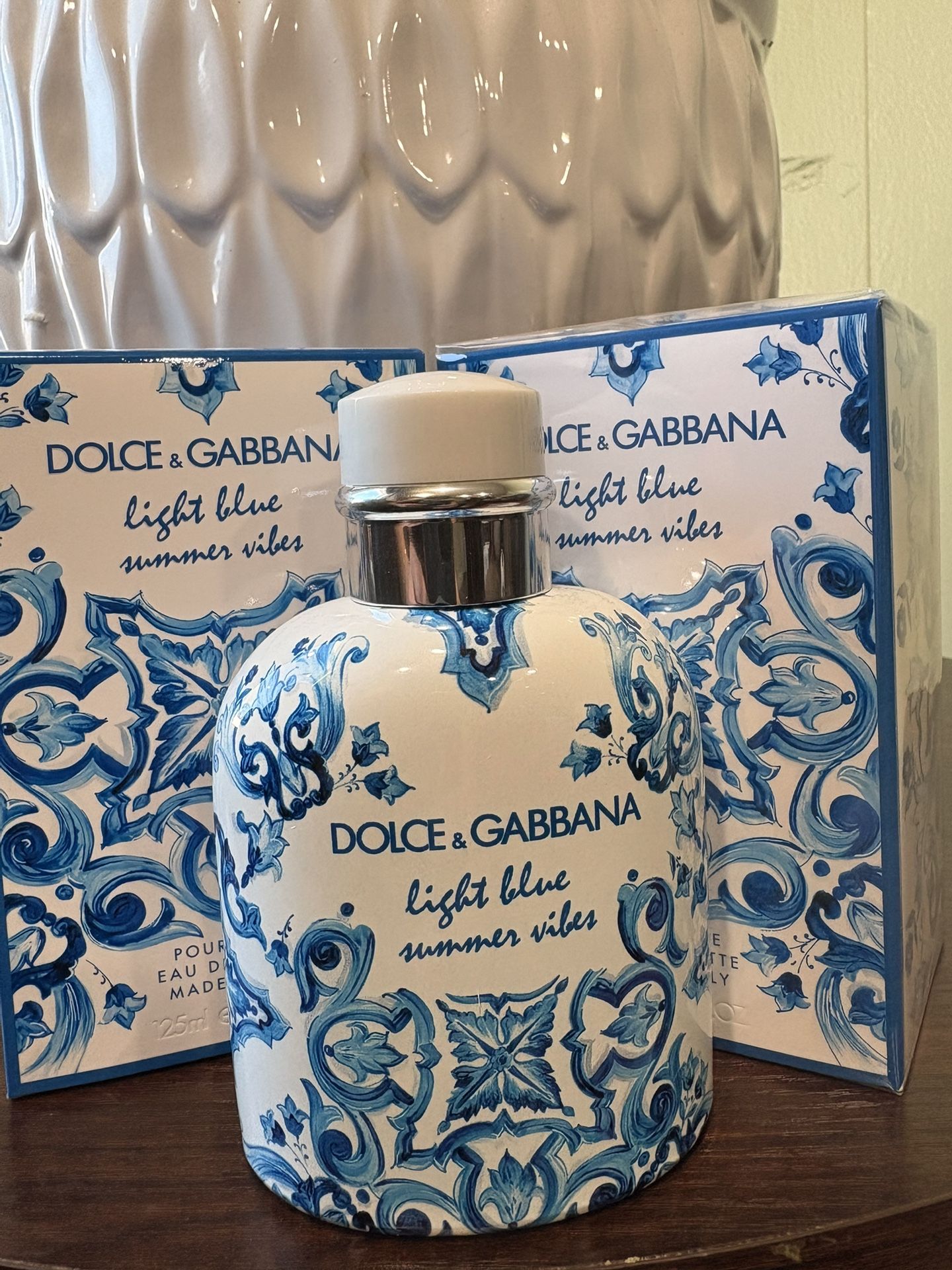 Dolce & Gabbana Light Blue Summer Vibes Perfume 