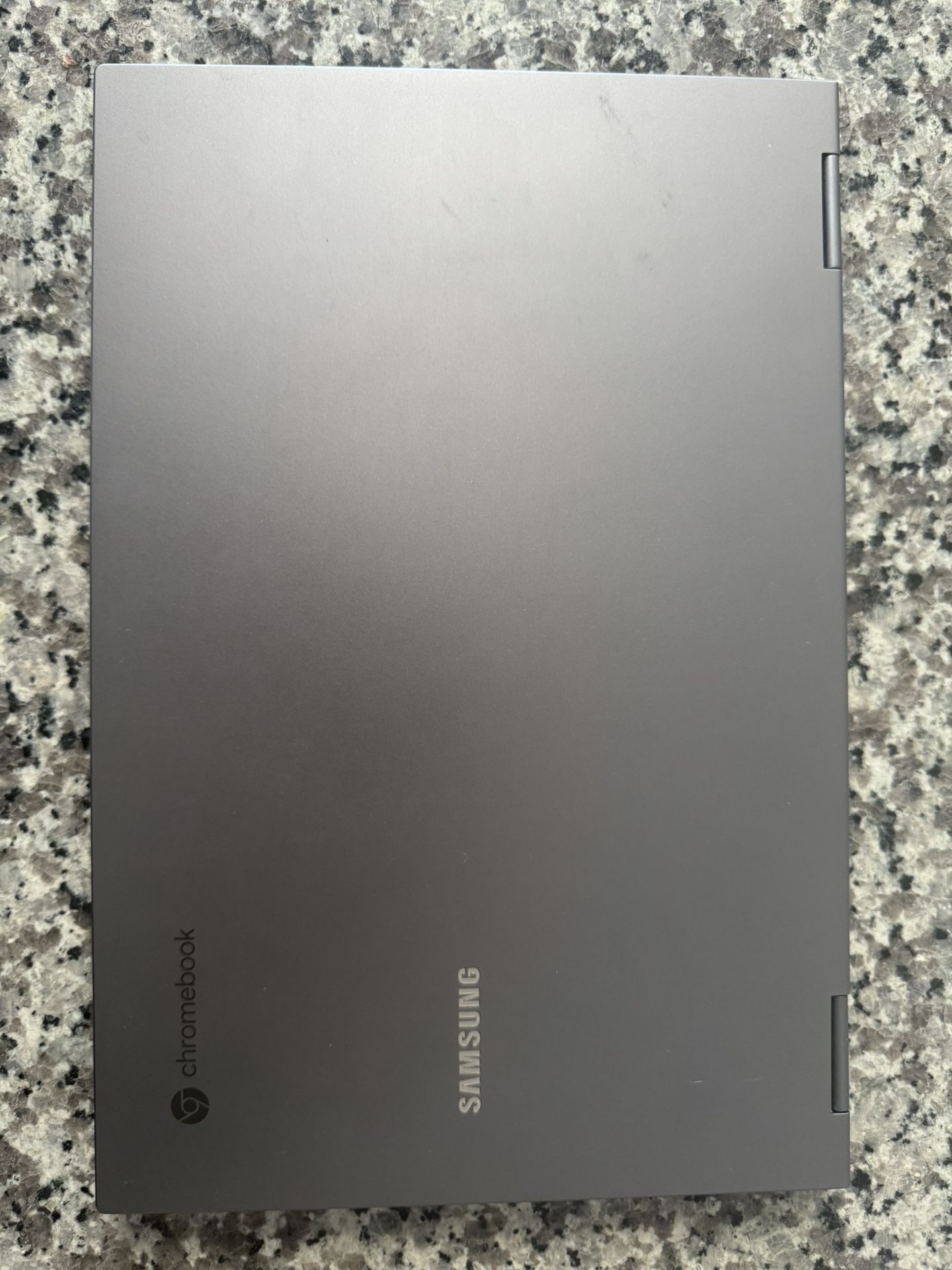 Samsung Galaxy Chromebook 13.2” QLED