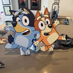 FREE Bluey and bingo Standing Board