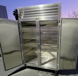 Traulsen 2-door Stainless  Freezer Get Free Delivery One Year Warranty ✍️🏽 