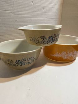 Pyrex blue homestead and butterfly gold lot of 3