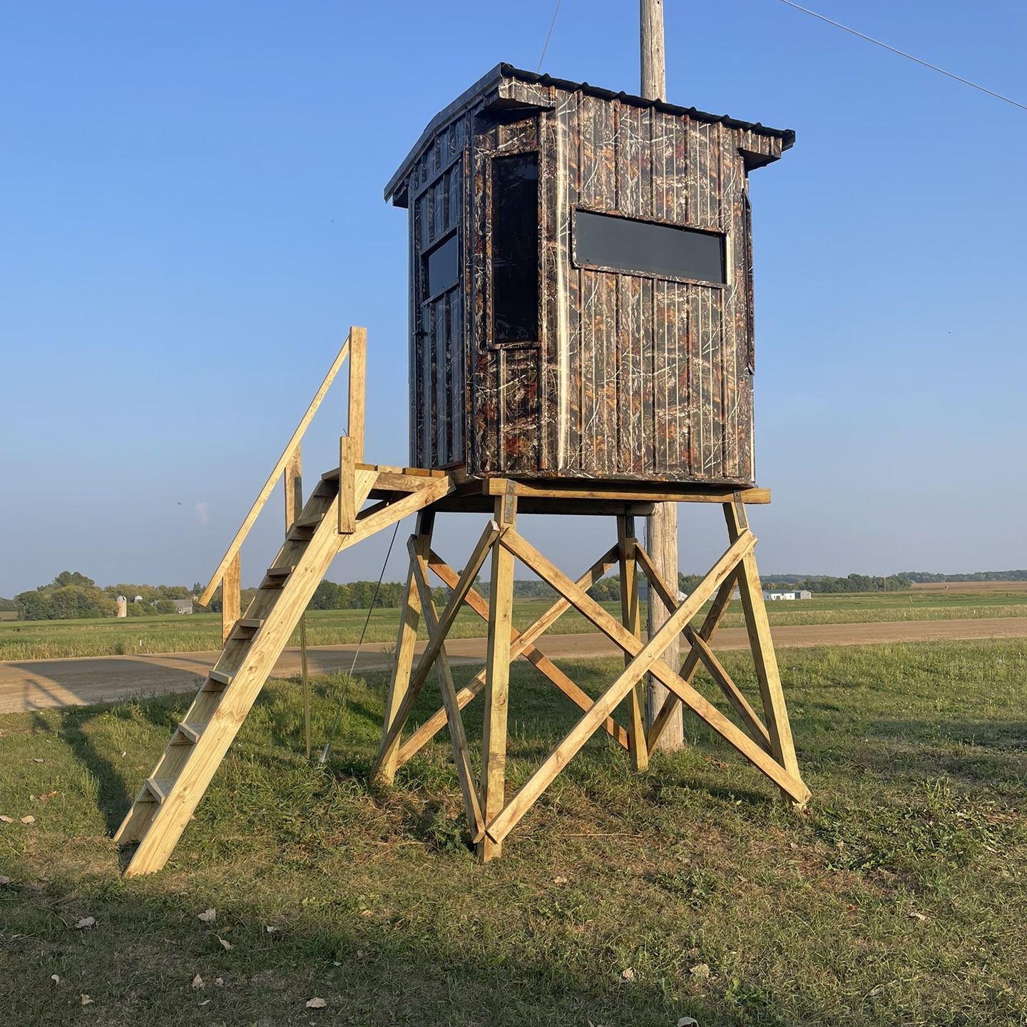 Amish-Made Hunting Blind - Delivery and Setup Available!