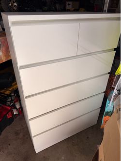 6 dresser drawer ($40-OBO)