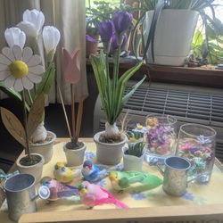 Home Decor Tulip Crocus Daisy Birds Placemats Sprinklers Etc