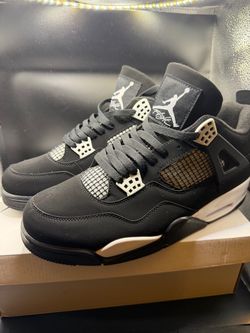 Retro 4 white thunder size 12