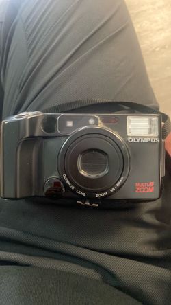 Olympus Infinity Zoom 200 Point & Shoot 35mm Film Camera With Cas