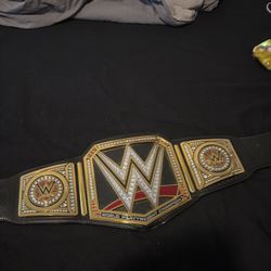 Authentic  (WWE heavyweight championship belt) 
