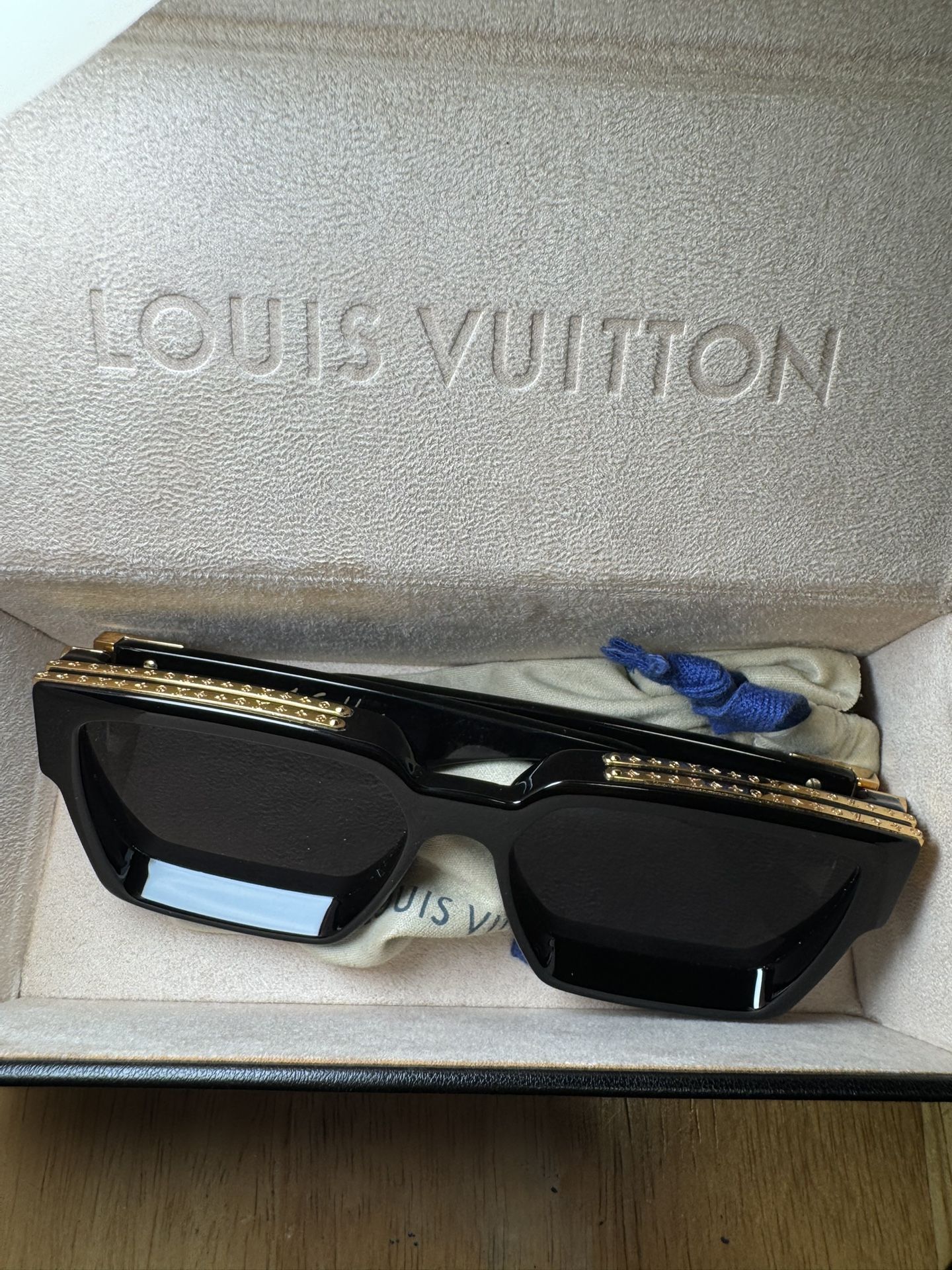 Louis Vuitton 1.1 Millionaire Sunglasses Z1165E