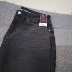 Women's Pants 👖 Size 9.new Whith Tags 