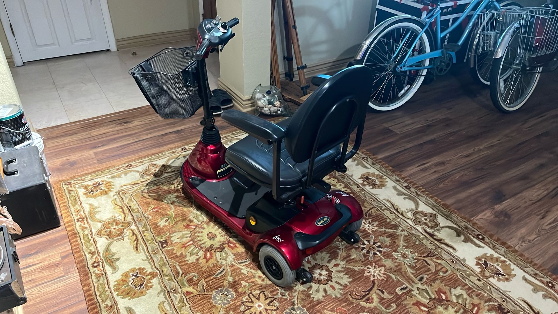 LYNX L-3 Scooter