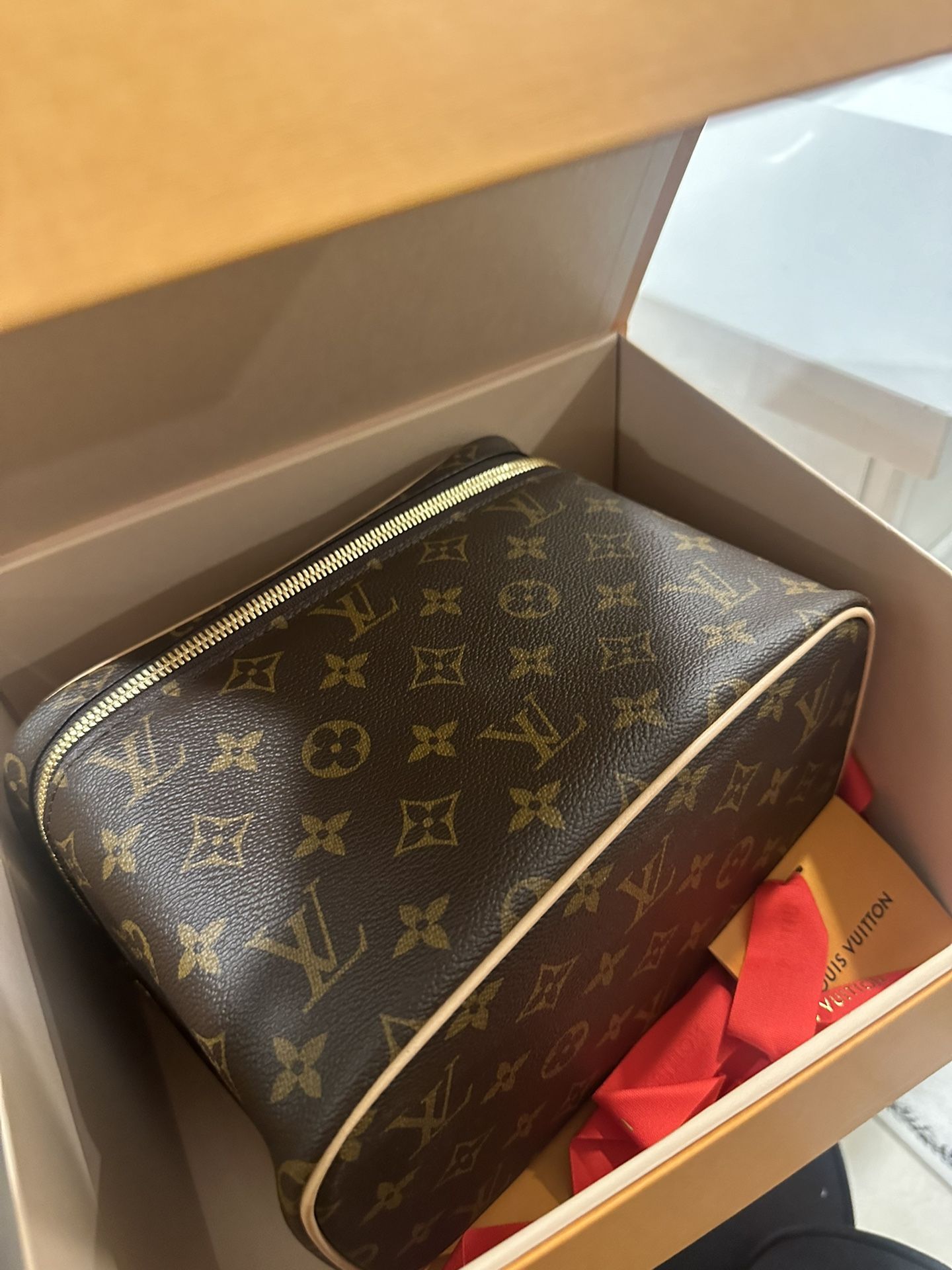 100% AUTHENTIC LOUIS VUITTON • NICE BB