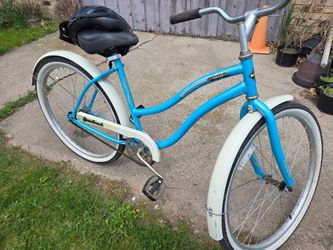 Huffy women's bike & helmet