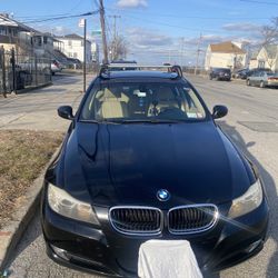 BMW 328i 2009  $ 5000